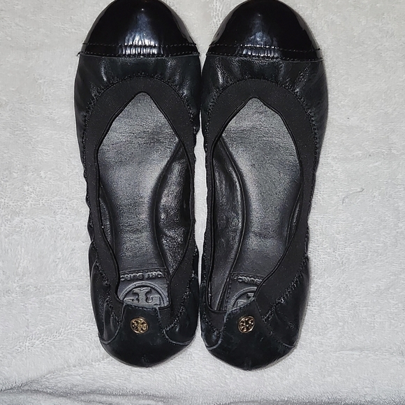 TORY BURCH TRAVEL BALLET SLIPPERS. Size 6 - Picture 1 of 5
